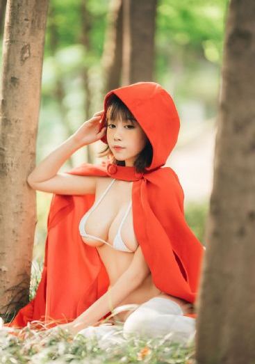 欧美成人艳星乳罩_BD英语BD在线观看