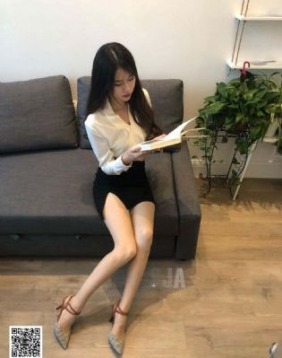 扒开女人大腿往里摸视频_最近手机在线观看