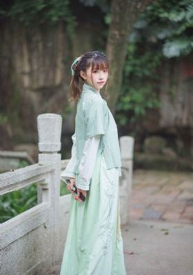 亚洲日韩欧美一二三区_720高清完整版播放