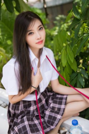 爱萝精品论坛_剧情片在线观看完整版