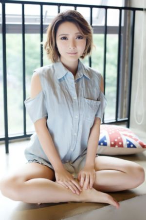 野花日本韩国视频免费高清观看_超清最新电影在线观看