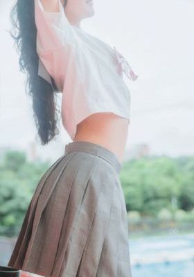 美女逼自卫的网站_高清字幕版在线播放